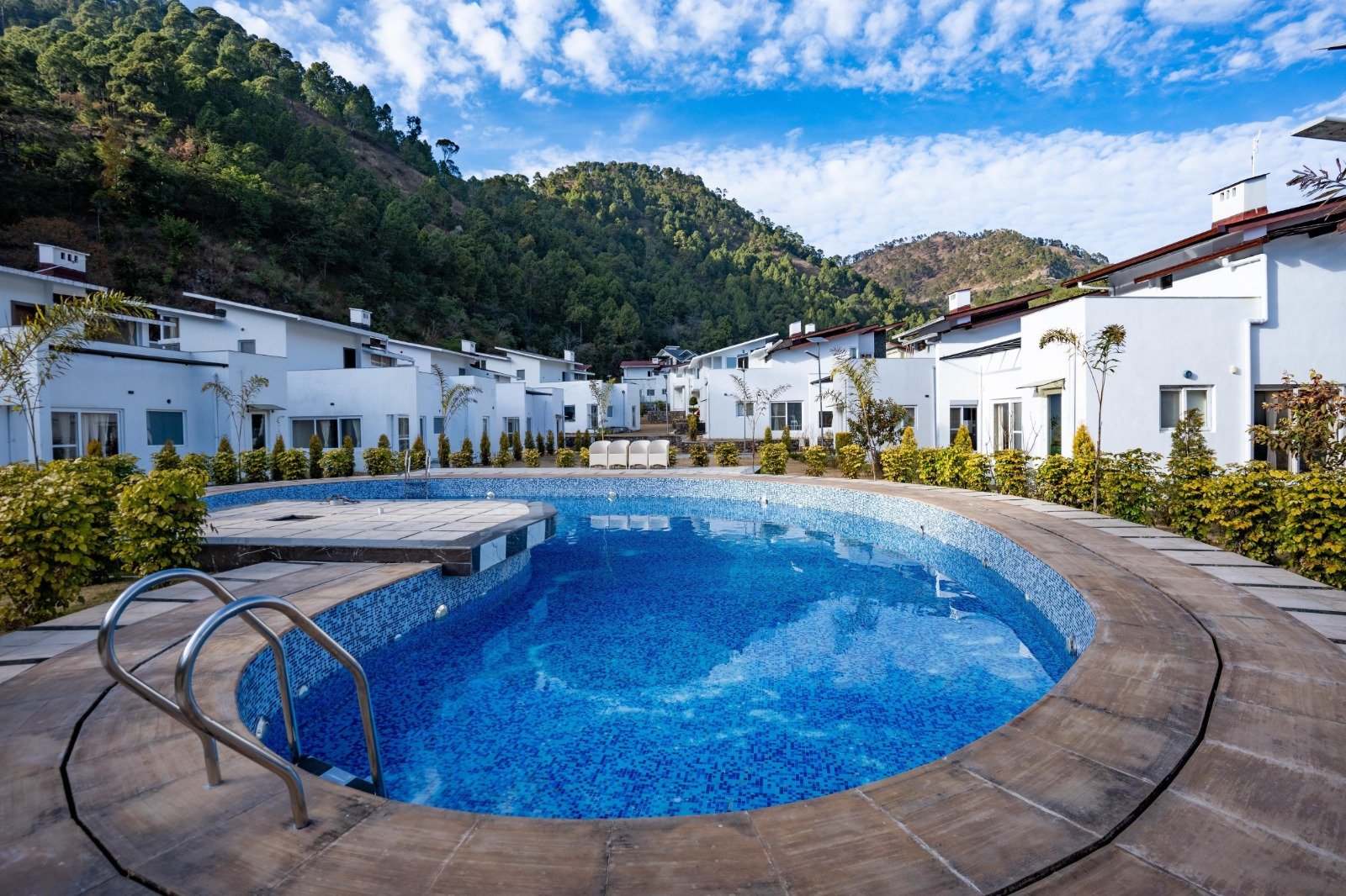 Bhowali Valley Chalets